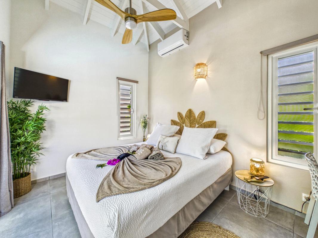 9.Guadeloupe Sainte-Rose- location villa 2 personnes-piscine_9 (2)
